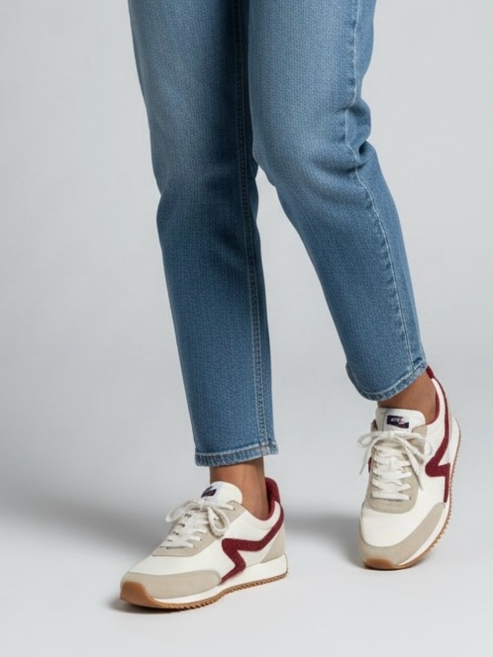 Rag & Bone Retro Runner Sneakers Women 39.5 Ivory and Red  Teddy Sidewall Motif